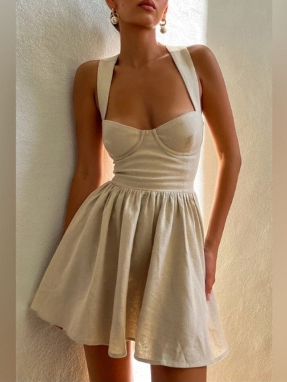 MESHKI Loz Tie Back Linen Mini Dress - Natural. Size‎ XXL